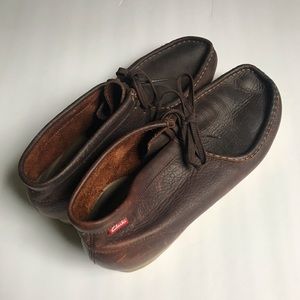 clarks wallabee cola leather